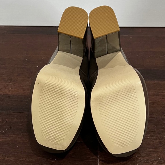 Mia Taupe Patent Leather Uptown Girl Chunky Platform Heel Size 8.5 - Picture 6 of 7